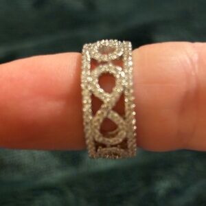 Elegant Silver Infinity Ring